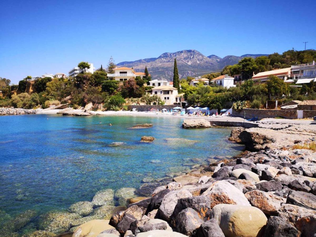 Panos & Antzy Apartments Kalamata Luaran gambar